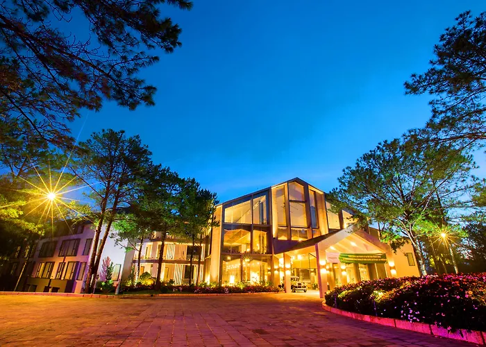 Terracotta Hotel & Resort Dalat